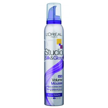 Hlavný obrázok Loreal Studio Line penové tužidlo Silk&Gloss Volume 200ml