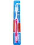Oral-B 123 Shiny Clean Medium zubná kefka